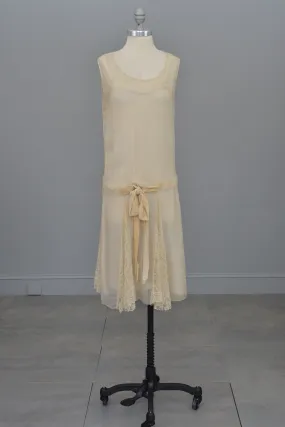 1920s Cream Chiffon Lace and Velvet Flapper Dress