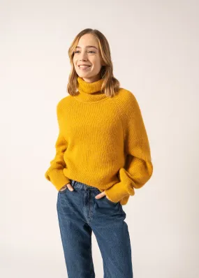 Albertville Alpaca Roll-neck Jumper - with twisted details (AMBRE)