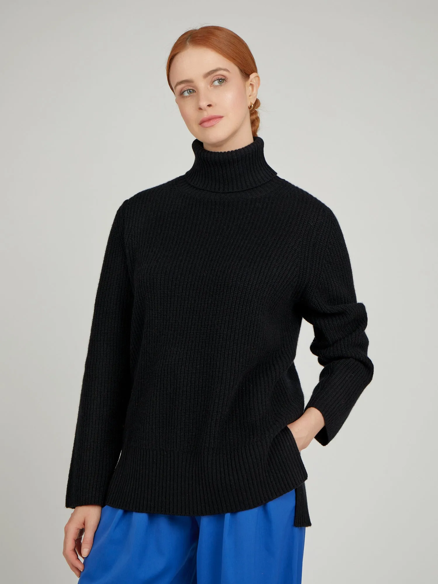 Angelique Black Long Line Cashmere Jumper