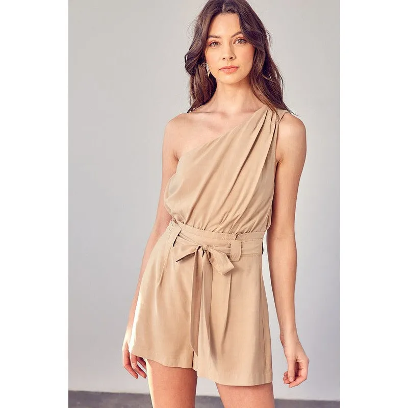 DO   BE COLLECTION One Shoulders Self Tie Romper