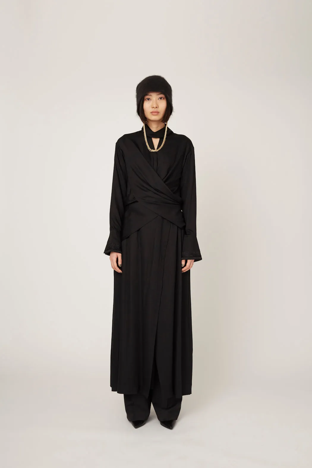 Framed embroidery wrap dress (Black)