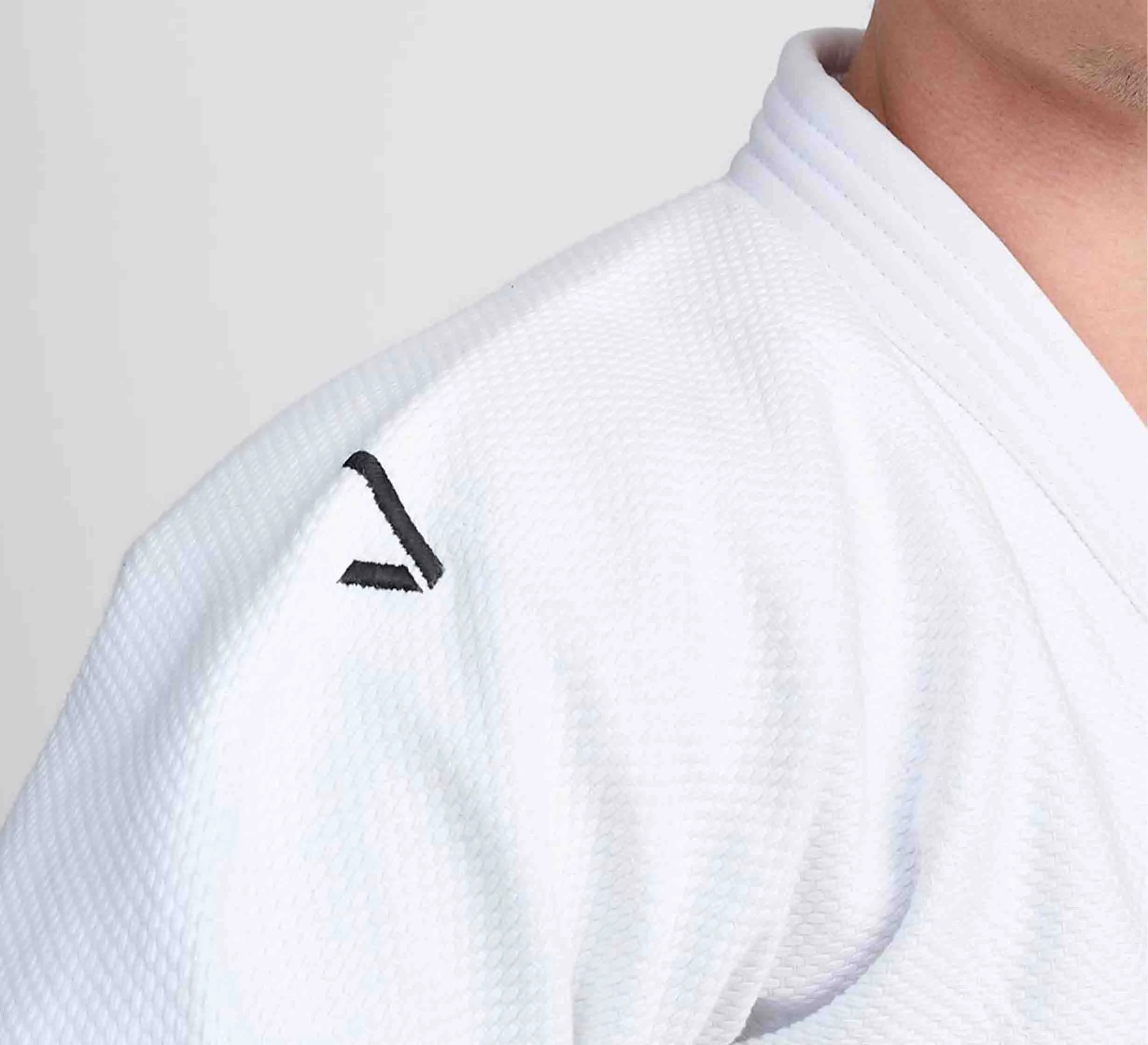 Ippon Gear IJF Judo Slim Fit Jacket Olympic 2 White