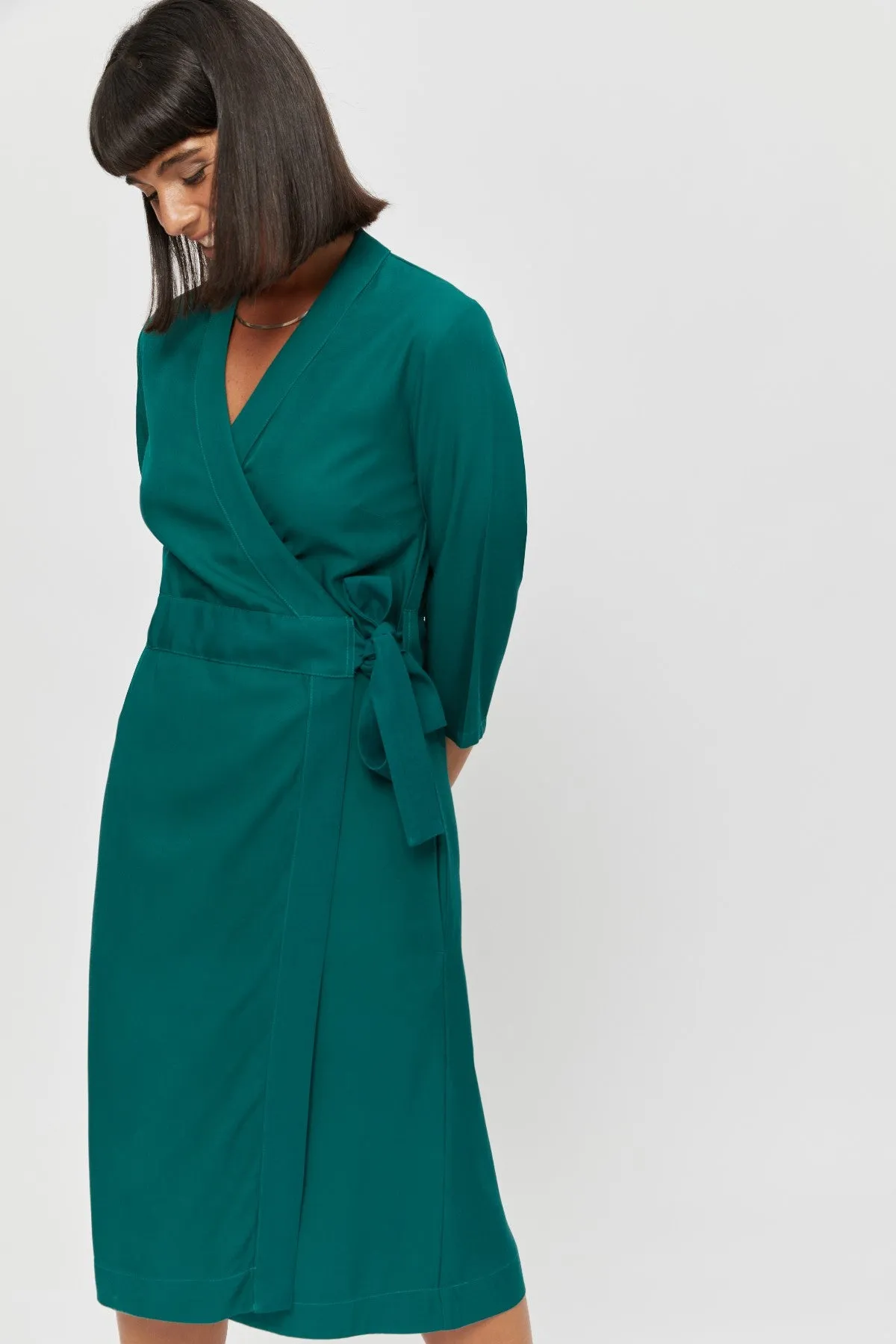 Sandra | Midi Wrap Dress in Emerald Green