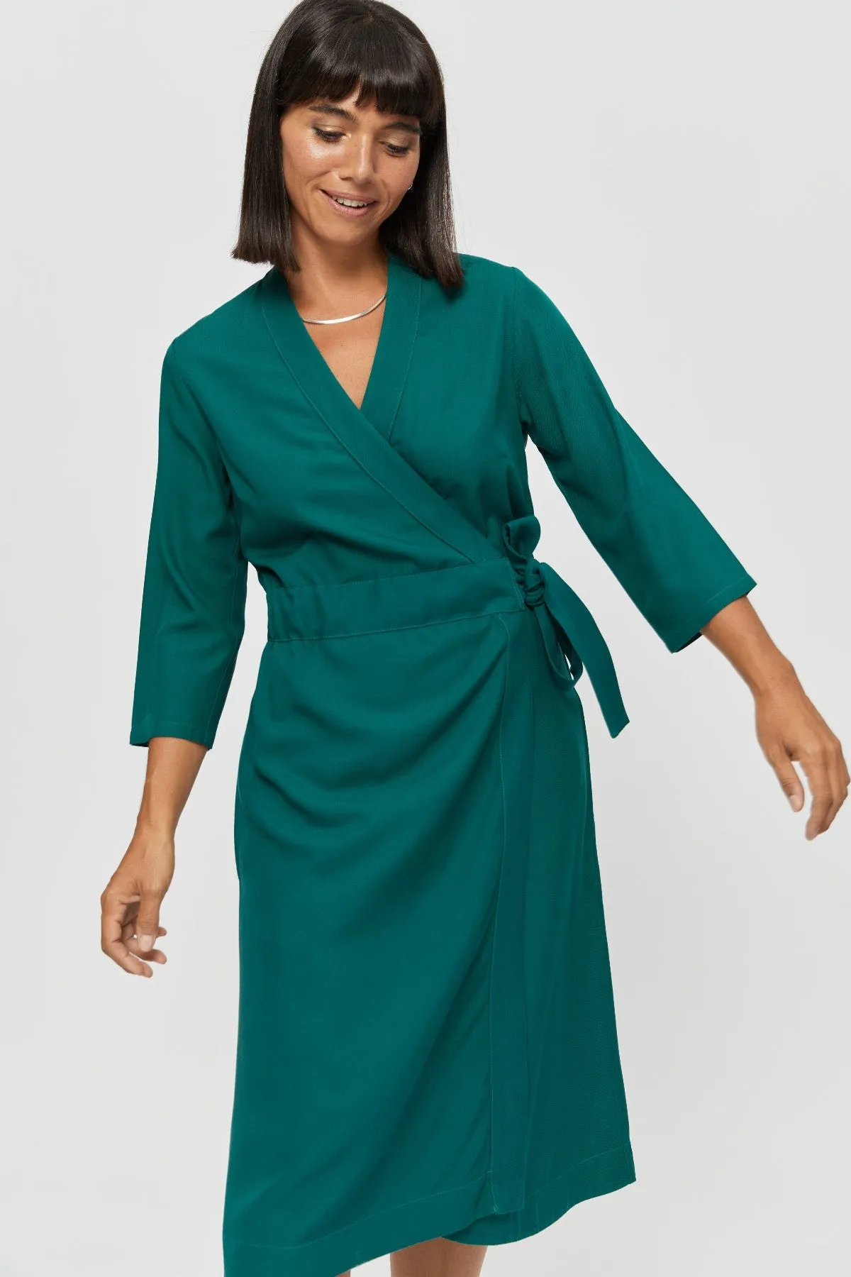 Sandra | Midi Wrap Dress in Emerald Green