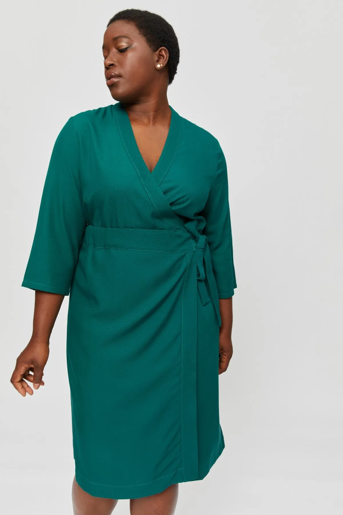 Sandra | Midi Wrap Dress in Emerald Green