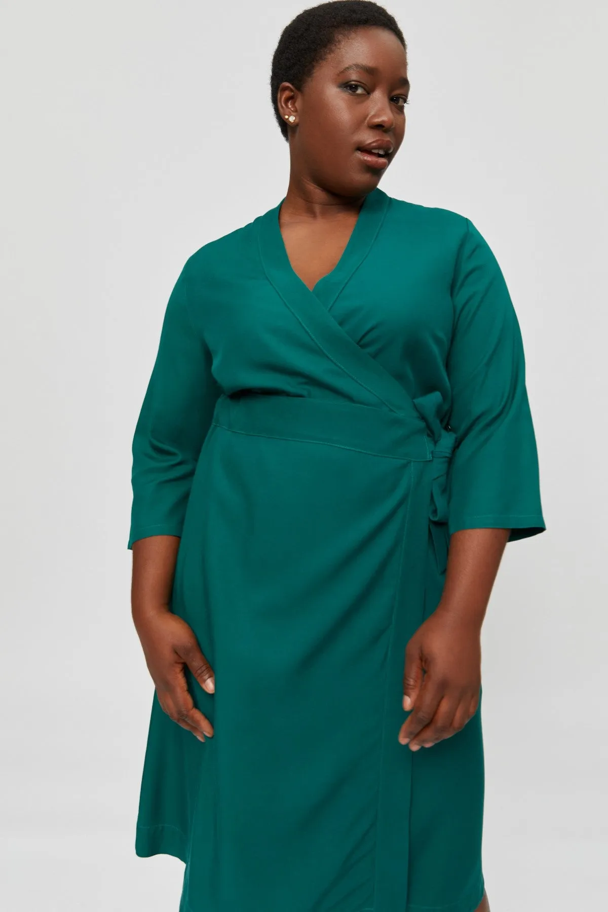 Sandra | Midi Wrap Dress in Emerald Green